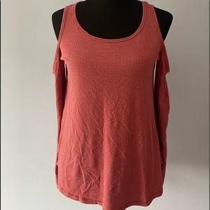 AéRopostale cold shoulder long sleeve